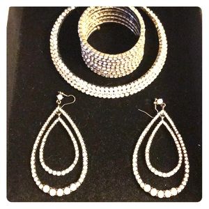 Rhinestone choker, bracelet and earring set.